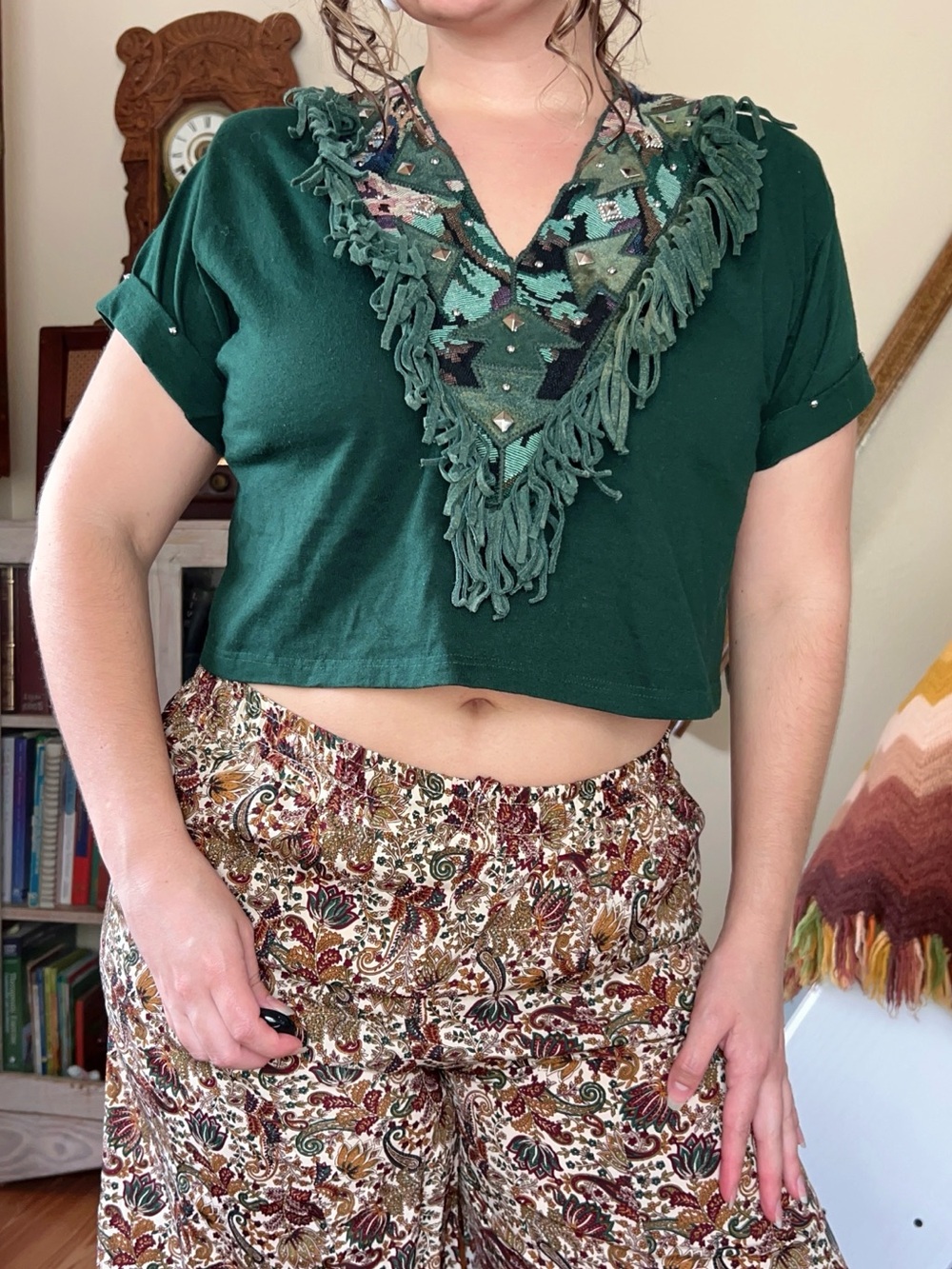 Vintage 80s Green Suede Fringe Top Cropped Aztec Tapestry Studded Western - Picture 10 of 11